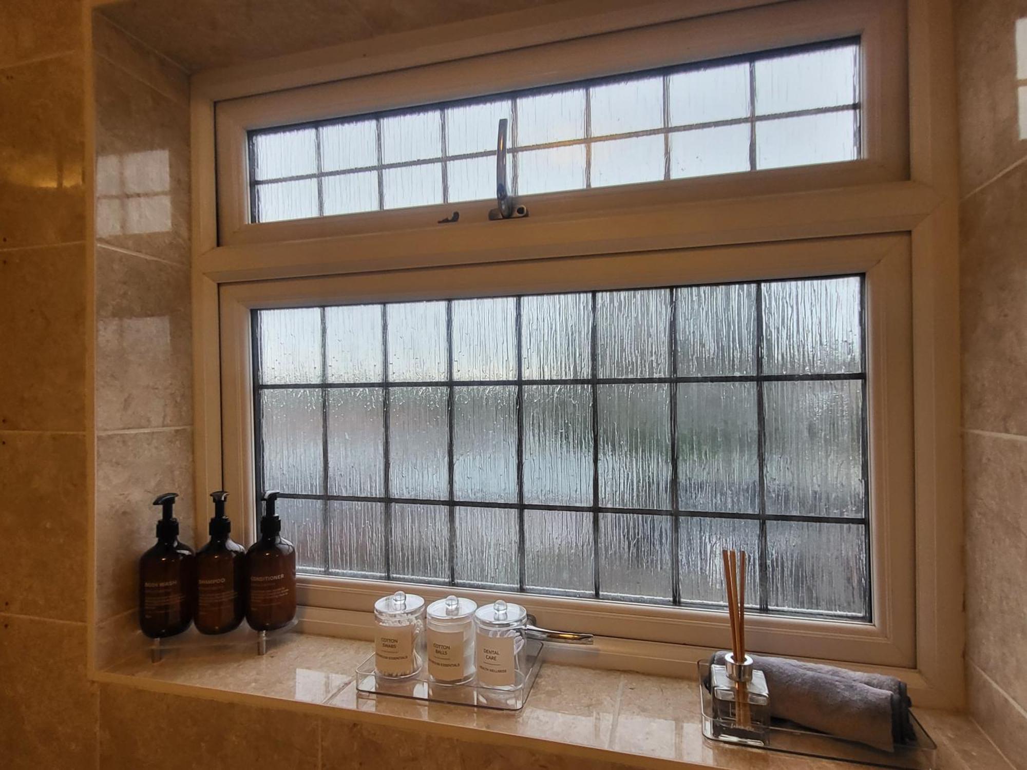 Villa Beautiful Newly Renovated House In Rainham Essex Exterior foto